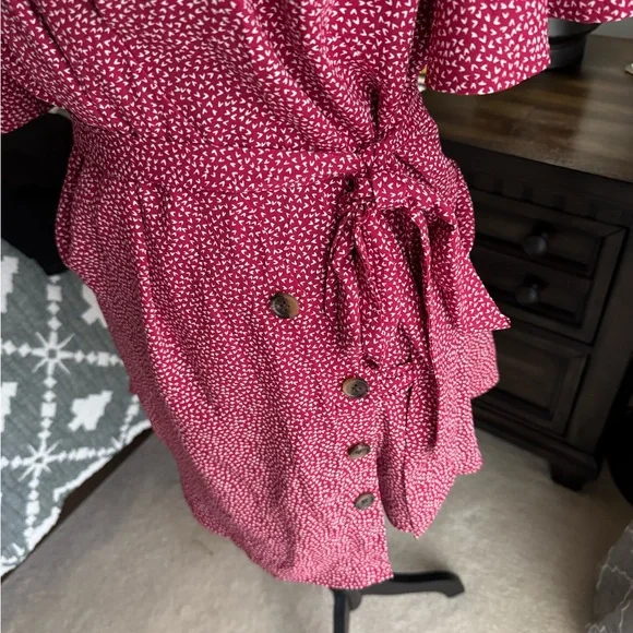 LOFT Red and White Patterned Top - Picture 2 of 4